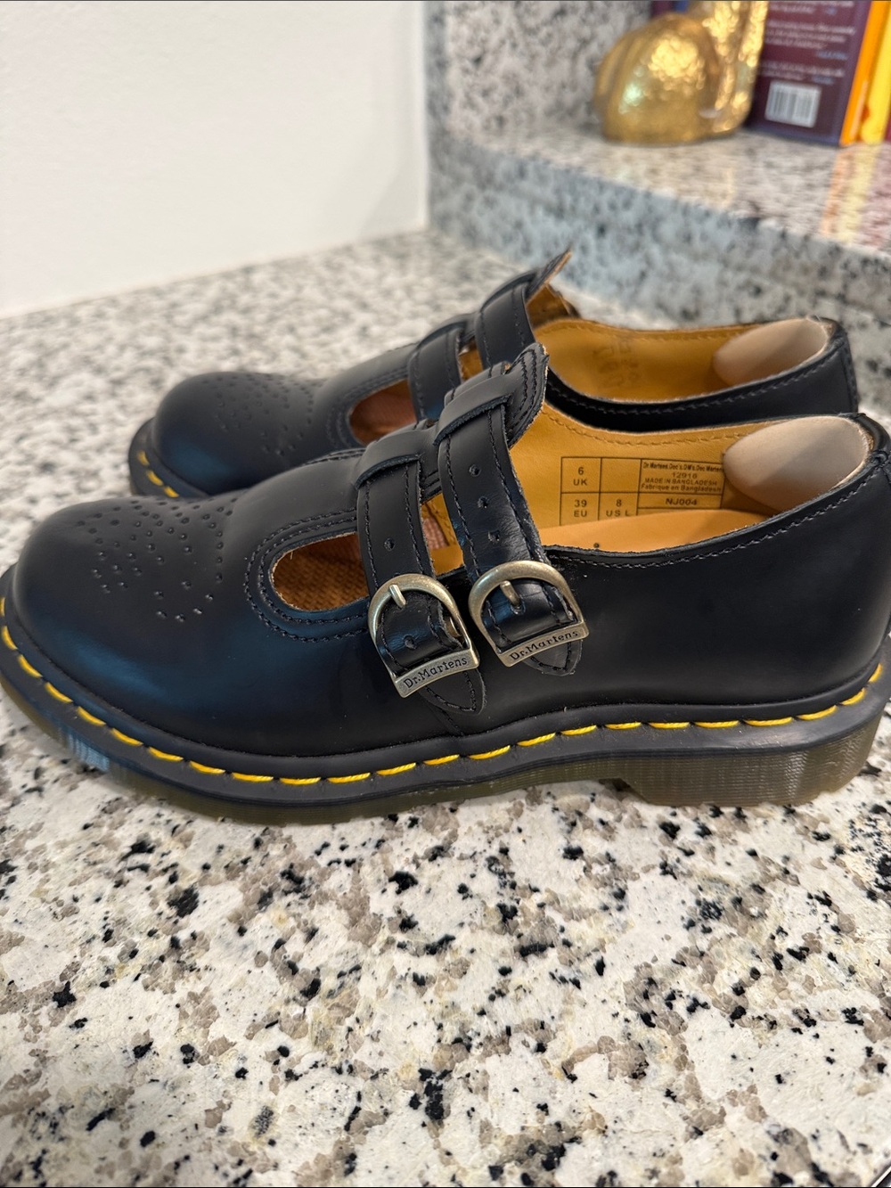 Dr Marten Mary Jane’s Leather Women’s 39 8 12916